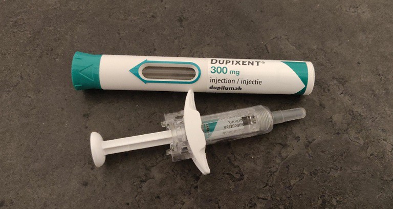 Dupilumab được dùng theo đường tiêm tĩnh mạch
