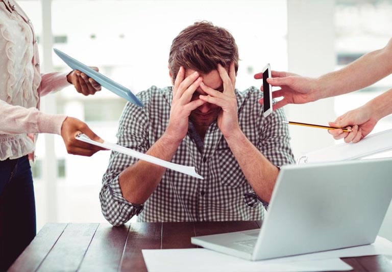 Căng thẳng, stress là một trong những nguyên nhân gây nấm da đầu