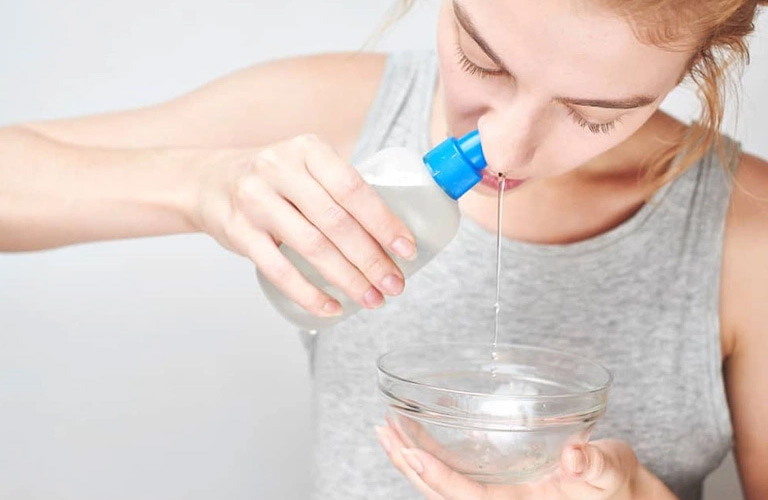 Vệ sinh mũi họng để ngăn ngừa viêm xoang